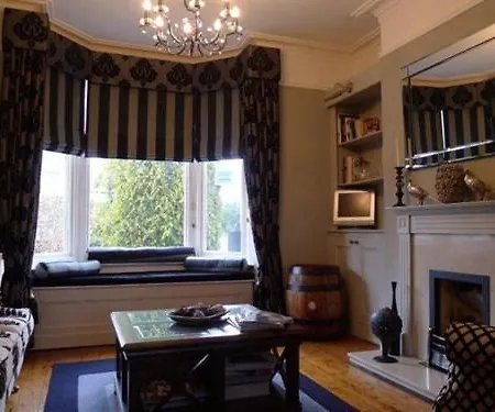 The Poplars & Bed & Breakfast