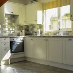The Poplars Bed and breakfast