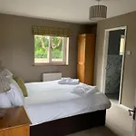 Bed and breakfast The Poplars 4*