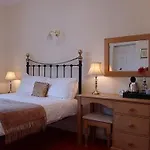 The Poplars Bed and breakfast 4*