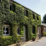 白杨树客房和小屋住宿加早餐旅馆 住宿加早餐酒店 瑟斯克