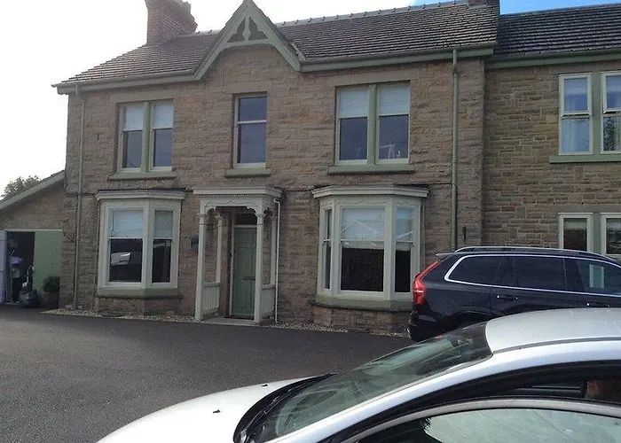 Bed & Breakfast The Poplars &