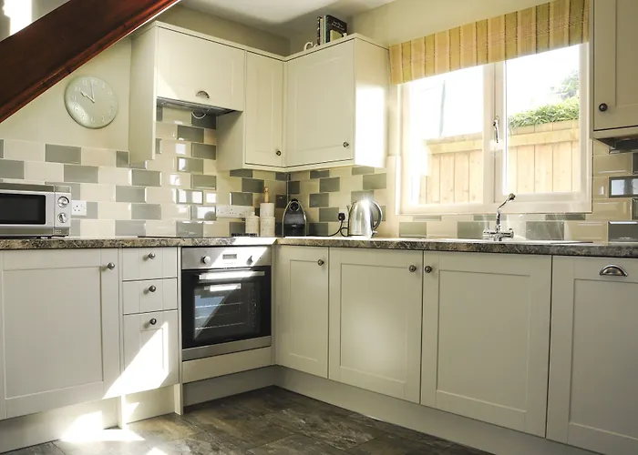 Bed & Breakfast The Poplars 4*