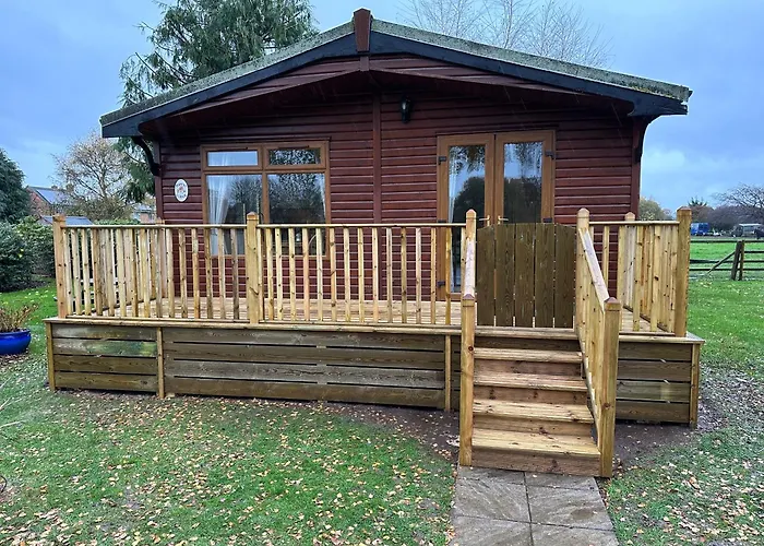 Bed & Breakfast The Poplars 4*